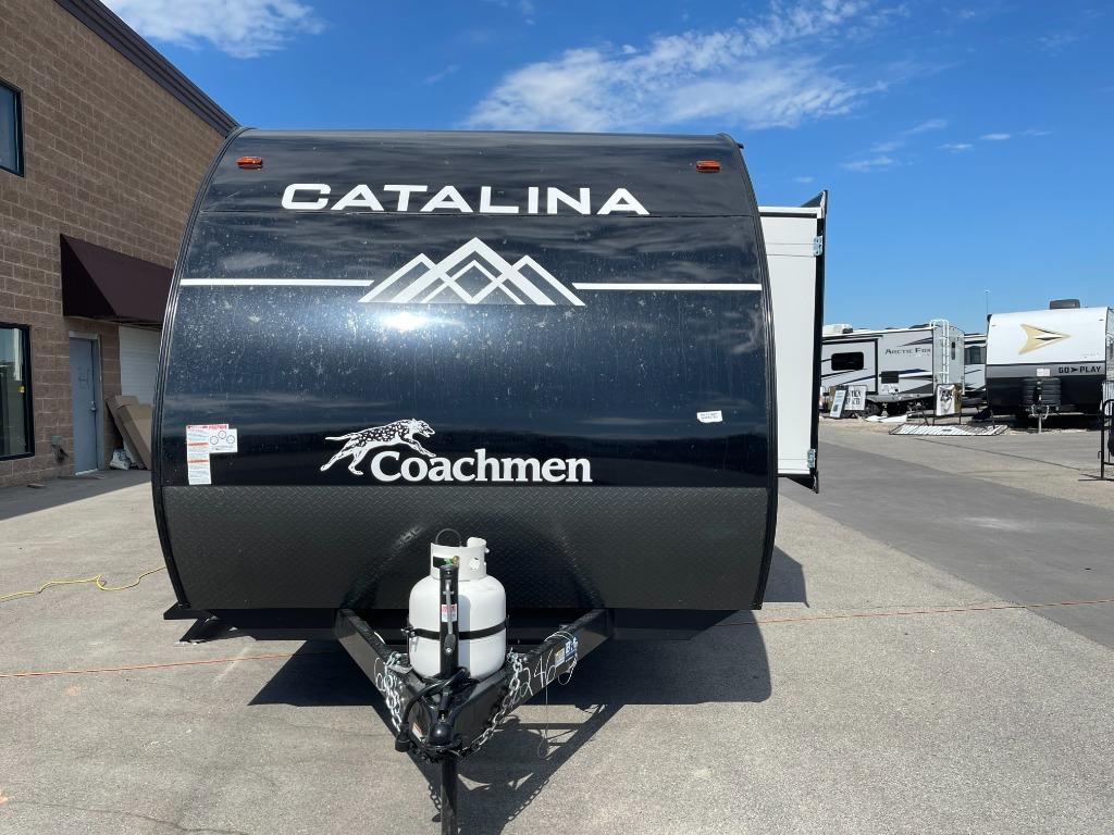 Catalina 184BHS Towing