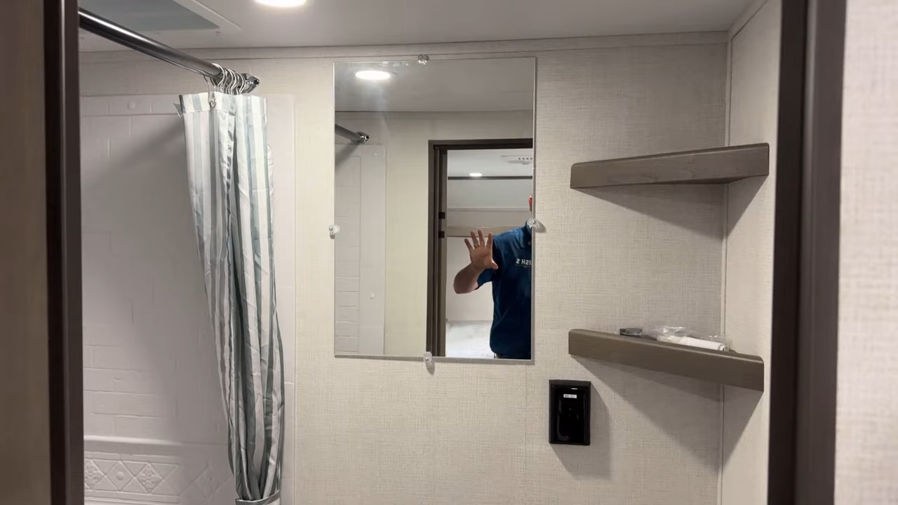 transcend 151bh bathroom mirror